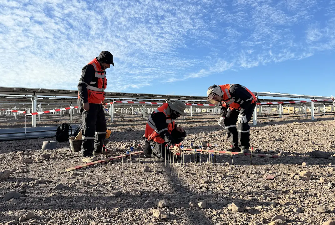 Equipo de arqueólogos 3